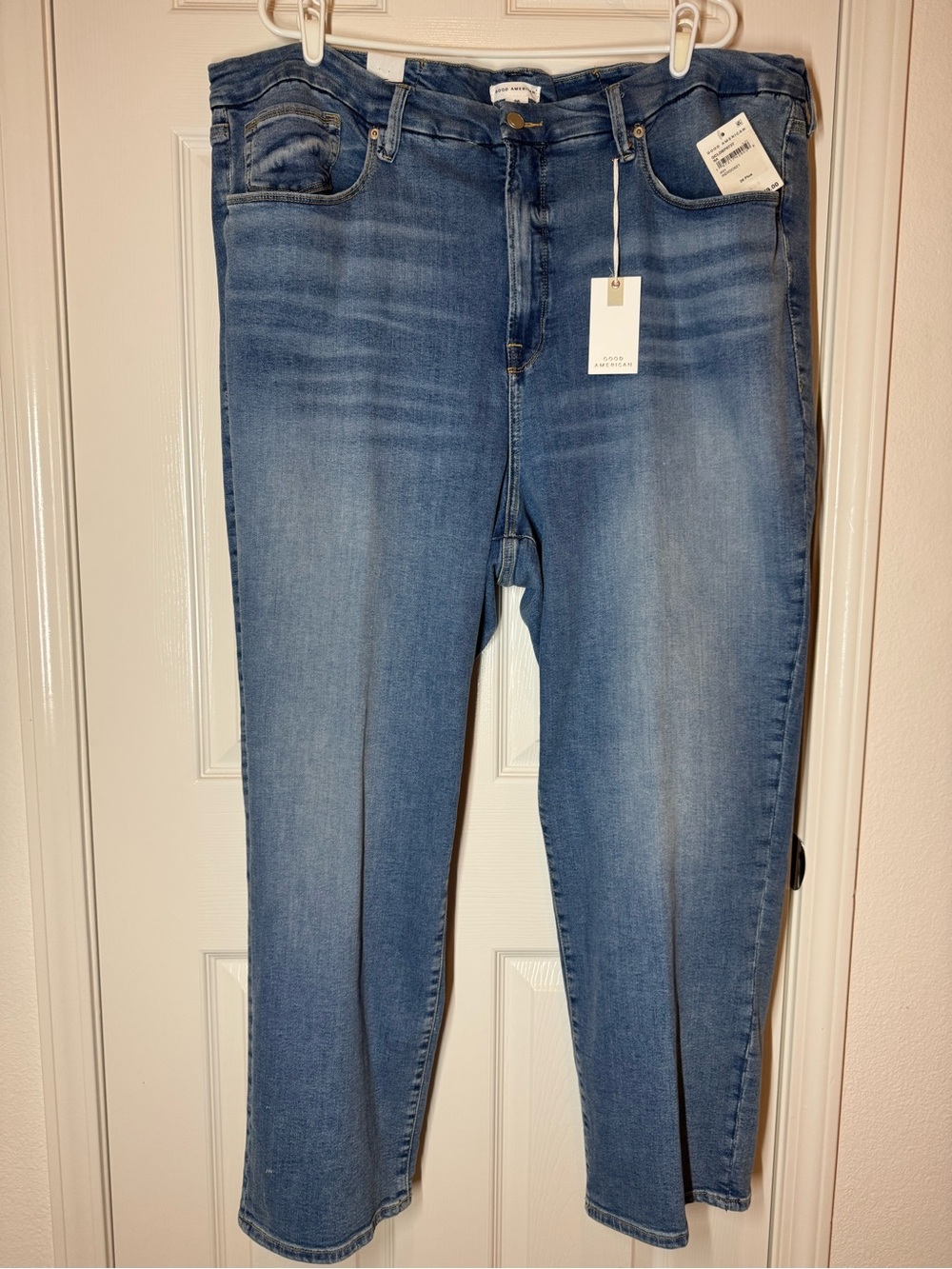Good American Jeans Women’s plus size 26 med wash blue
